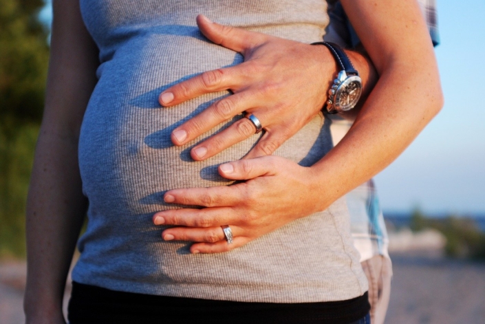 pregnancy-792742_1280